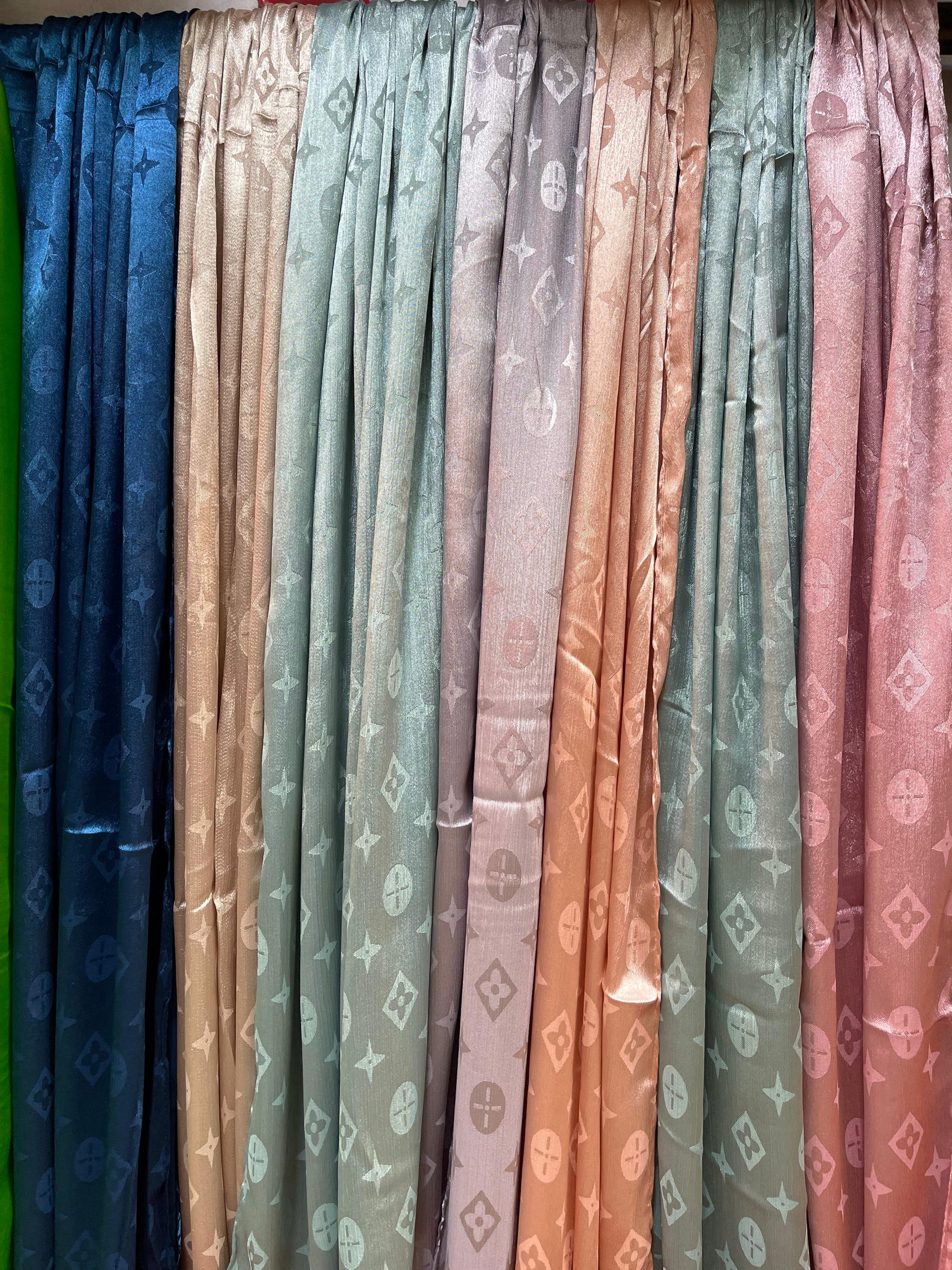 DZ-11 Soft Pure Silk Stoller